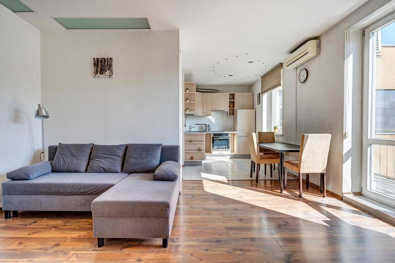 Cityvibe Top-Floor Apartment ヴィリニュス エクステリア 写真