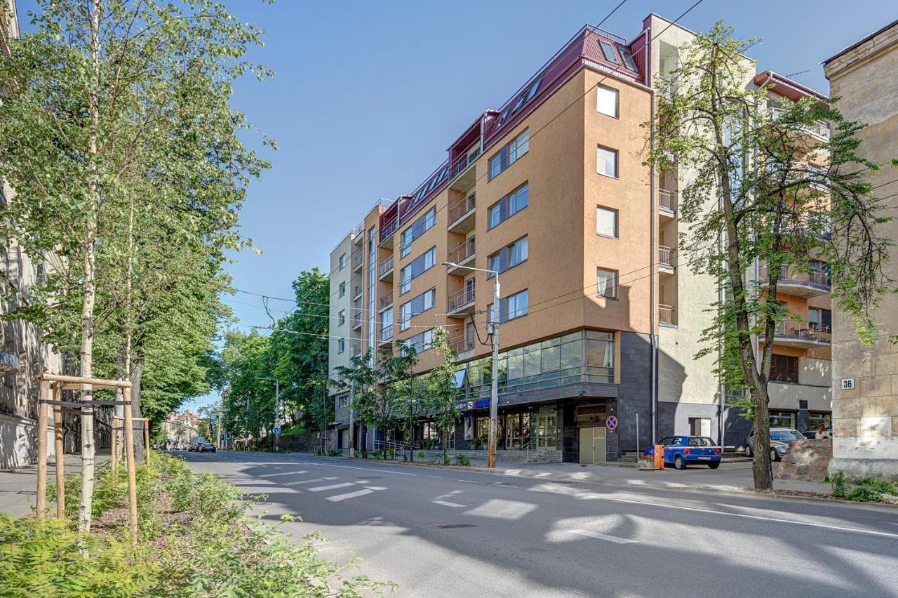 Cityvibe Top-Floor Apartment ヴィリニュス エクステリア 写真